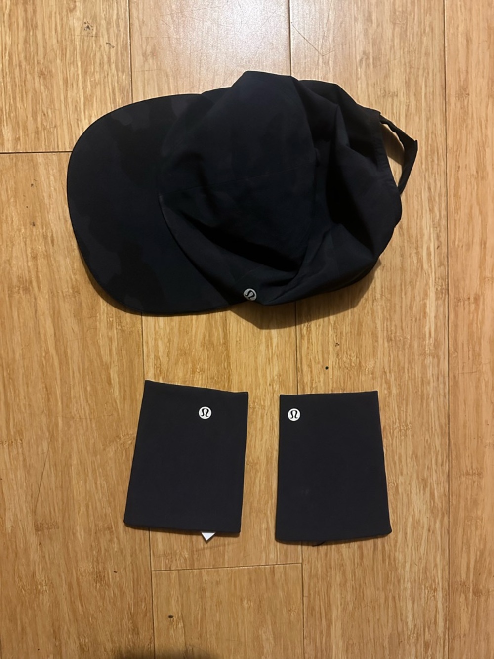 lululemon athletica Black Performance Cap with Black Wrist Gaiters